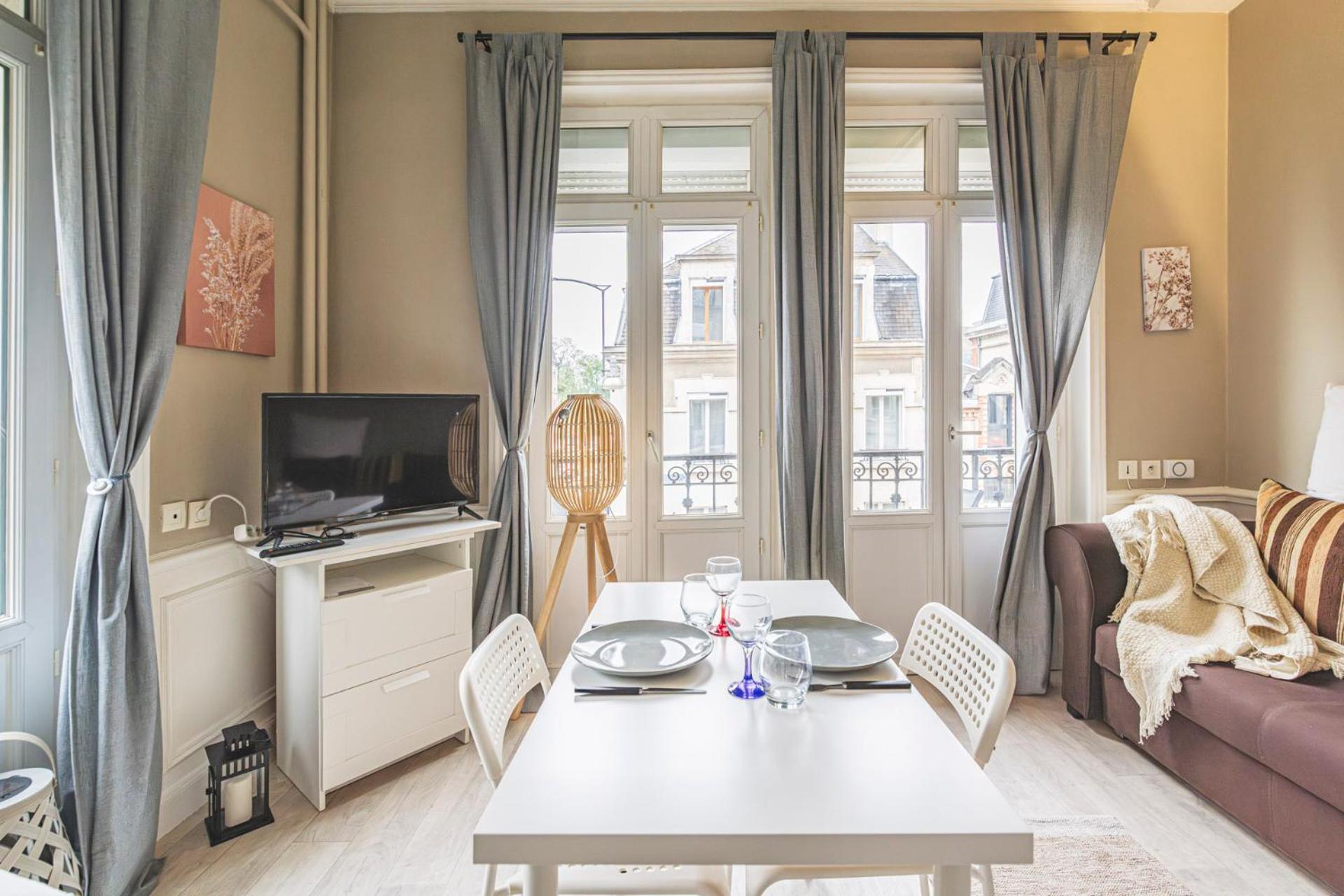 Taittinger 511 Apartment Reims Exterior foto